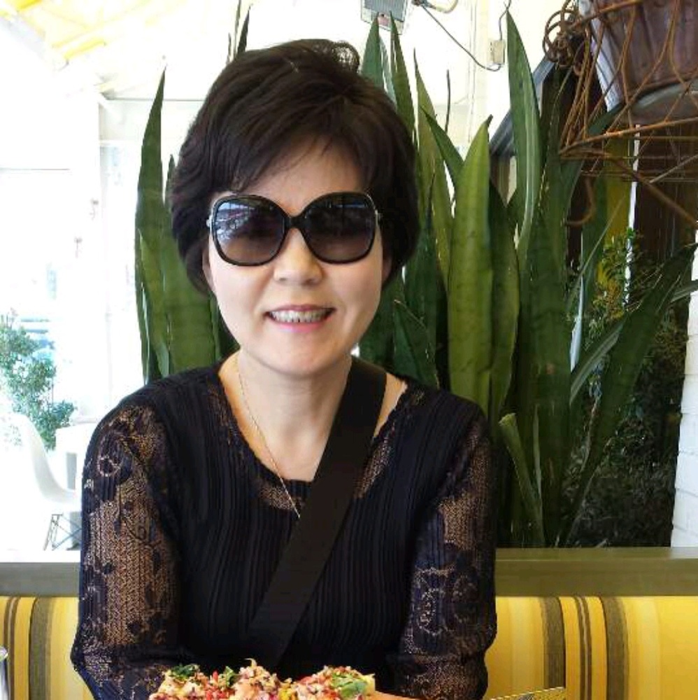 Meet your Posher, Suk